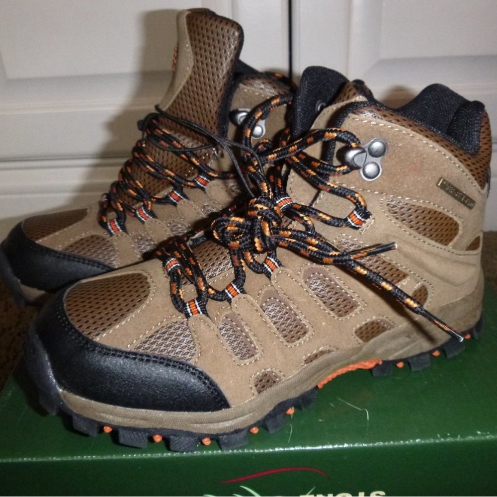 Like New! Big Kid Hiking Boots